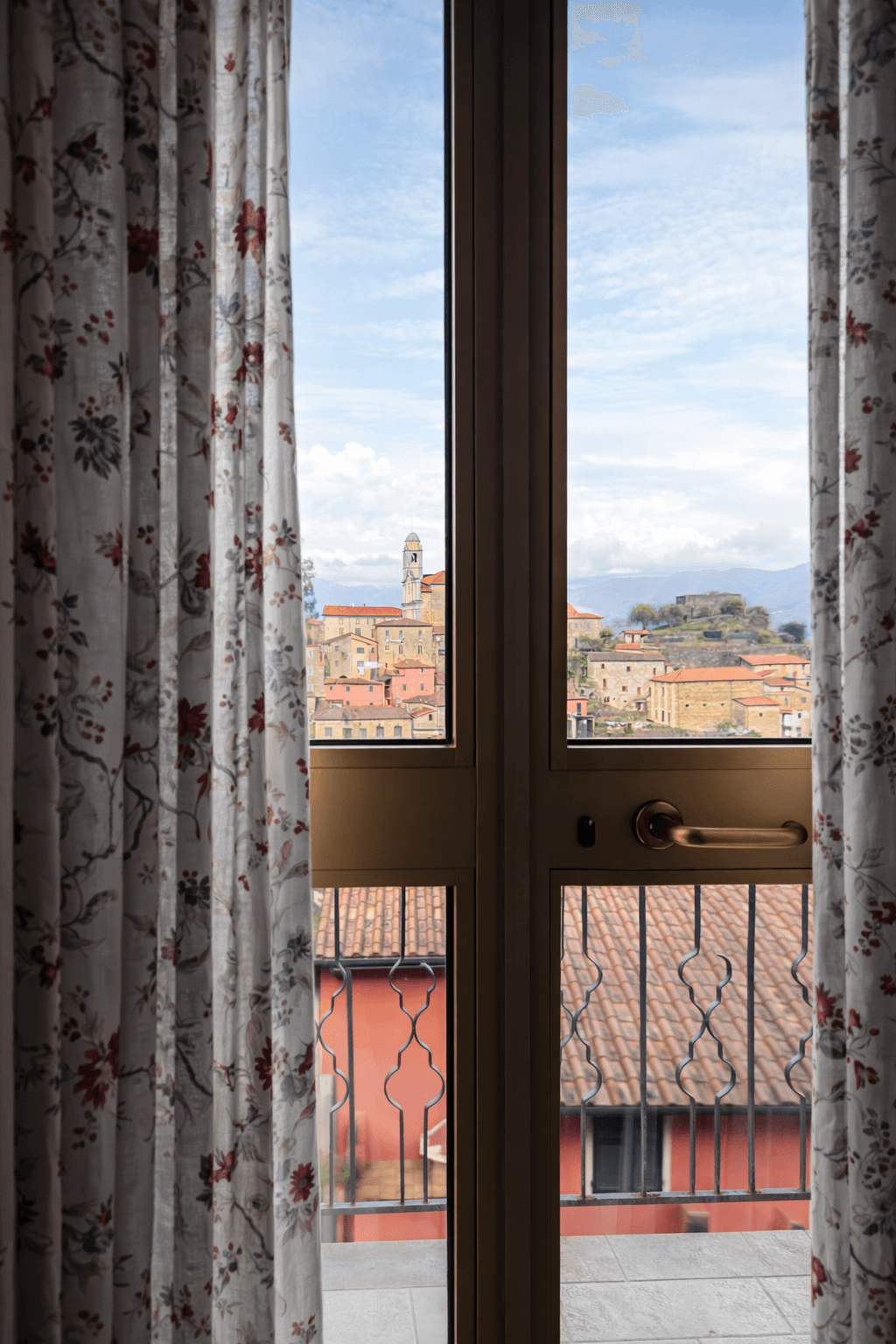 Vista sul borgo medievale di Mulazzo